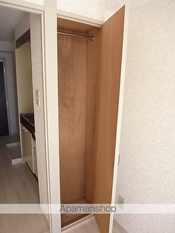 岩井橋ロイヤルハイツの内装写真