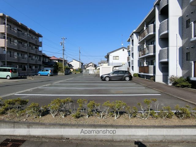 メゾンファミィーユの外観写真