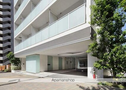 コンフォリア西新宿[1LDK/38.74m2]の外観2