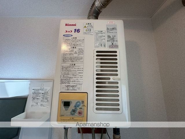 カームハイツBの内装写真