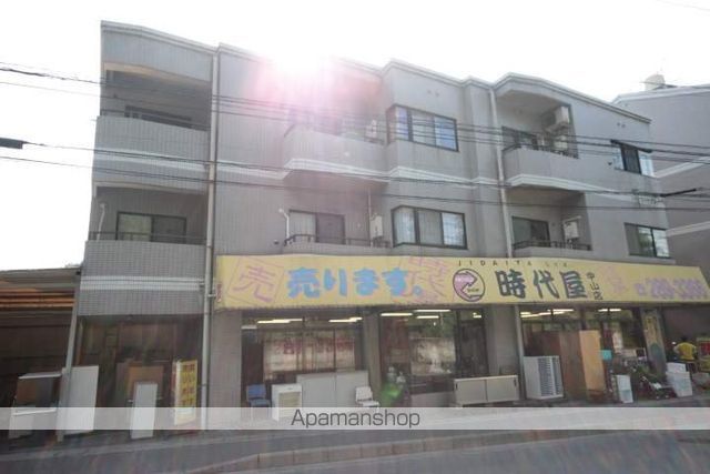 ロイヤル石田A棟の外観写真