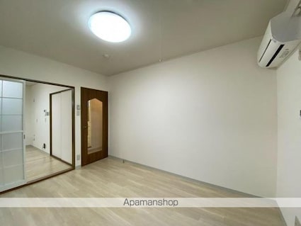 サンタウン寺井[2LDK/55.4m2]の内装2