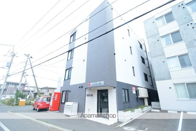 カステル美園の外観写真