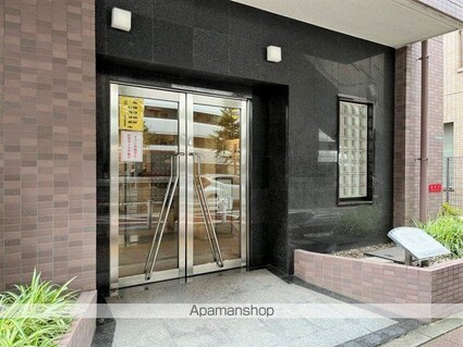 東京都世田谷区上馬２丁目[1K/19.3m2]のエントランス2