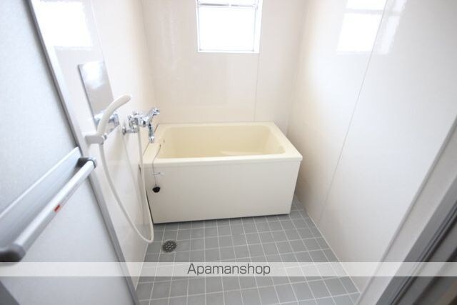 広島県広島市佐伯区皆賀４丁目[2LDK/58.89m2]のバス