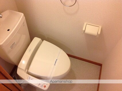 レオパレスアヴニール八幡[1K/28.02m2]のトイレ