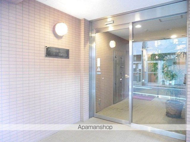 クリーンホームツルオカの玄関写真