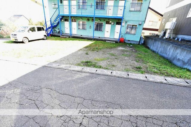 ベイ桂岡IIの玄関写真