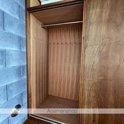 石双居[1DK/28.18m2]の収納