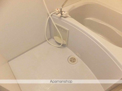 レオパレス四季[2DK/49.68m2]のバス