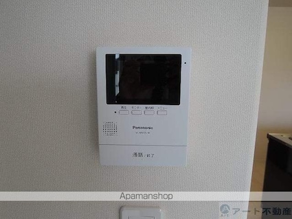 愛媛県松山市東長戸２丁目[2LDK/62.2m2]の内装1