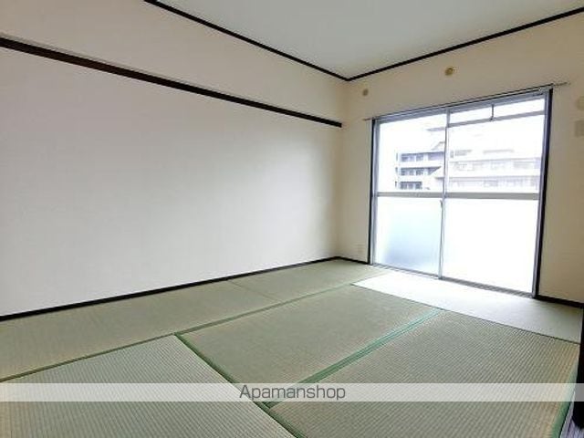 サンヒルズ千早の内装写真
