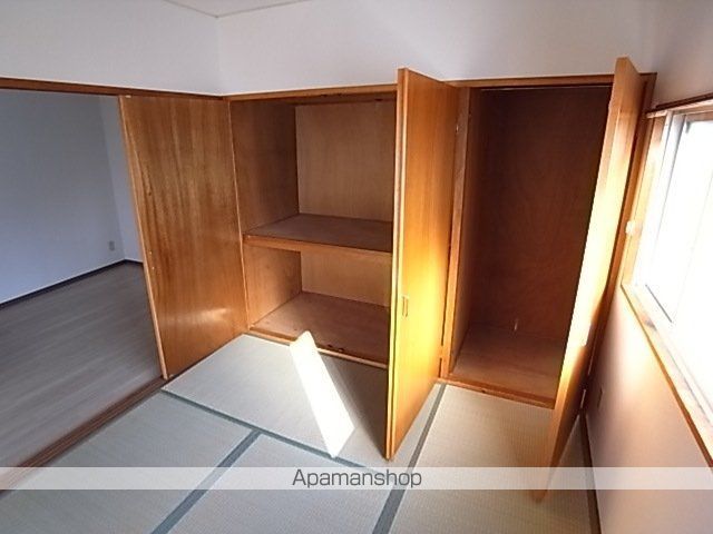 ツエルヴ福弥の内装写真