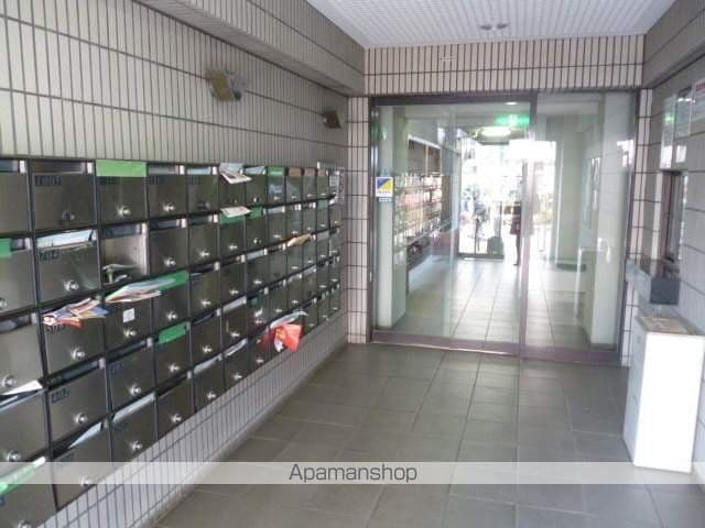 日神パレステージ相模原の玄関写真