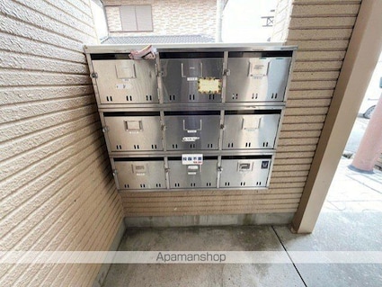 グレイオーク[2DK/48m2]のロビー