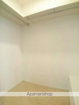 ベルフローラⅡ[1R/40.94m2]の収納