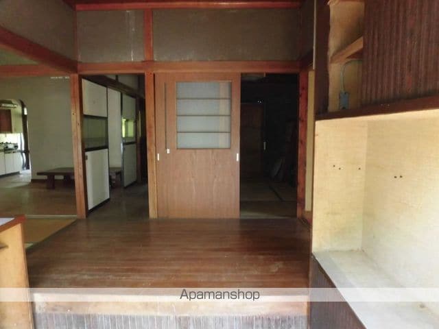 ＪＲ常磐線 湯本駅 徒歩3分 2階建 築65年の内装写真
