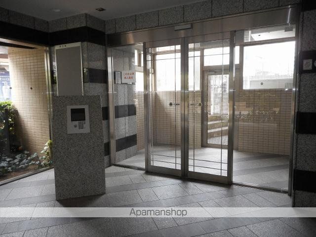 プライムアーバン大崎の玄関写真