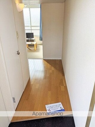 レオパレスフローラ[1K/23.18m2]の玄関