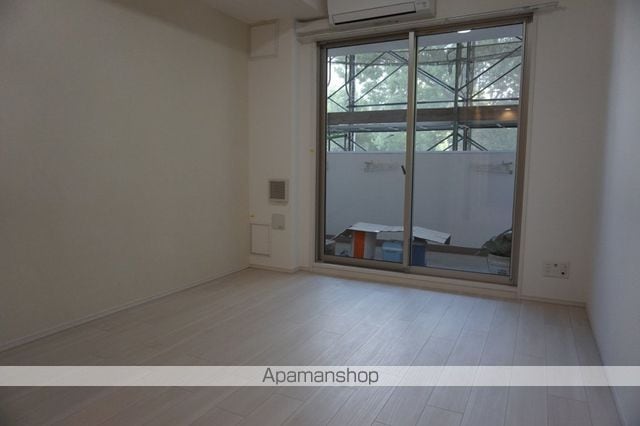 スプランディッド放出の内装写真