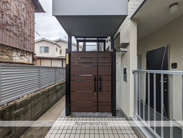 グレイス江波西の玄関写真