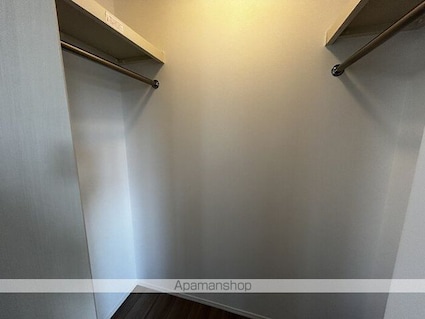 ラ・ポレール代田[1LDK/38.91m2]の収納