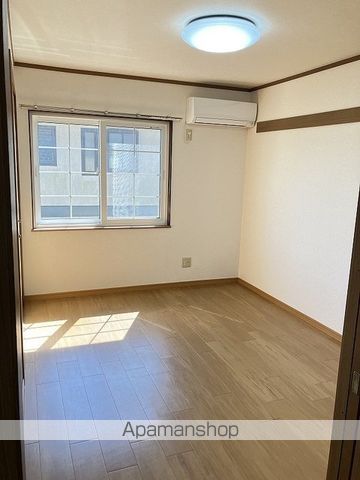 ピースフル2000 IIの内装写真