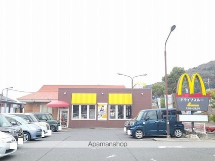 ラ　ヴィーダ　ヌエバ[1K/27.02m2]の周辺4