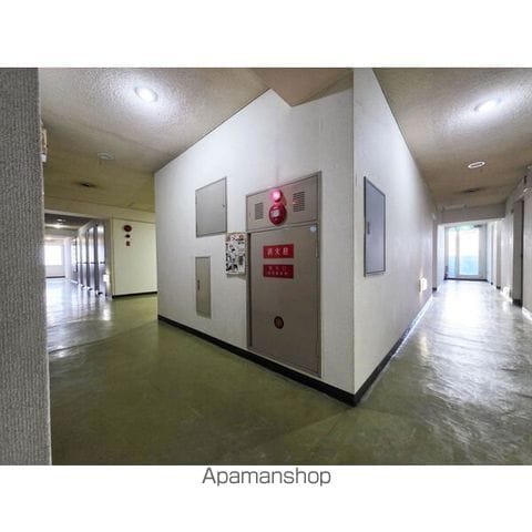 全国ビルニューオリンピアの内装写真