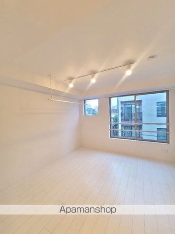 LEGALAND三軒茶屋SOUTHの内装写真