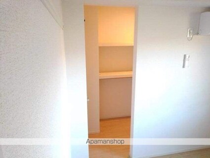 山梨県甲府市下飯田２丁目[2LDK/56.78m2]の収納