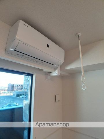 リヴェール西庄IIの内装写真