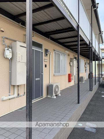 ファミールあおきA棟の玄関写真