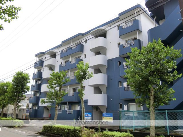 マンションロイヤルアイリスの外観写真