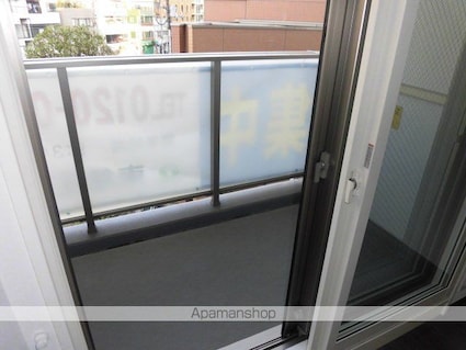 コンフォリア世田谷上馬[1K/25.73m2]のバルコニー