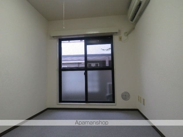 クレッセント三軒茶屋[1R/13.98m2]のリビング・居間