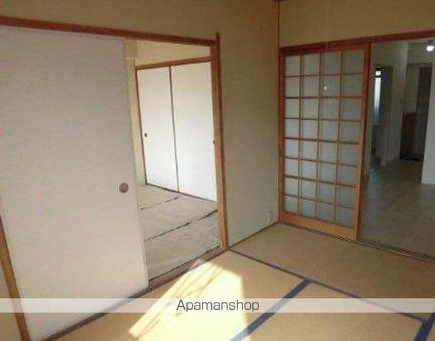 ドルフィン多賀の内装写真