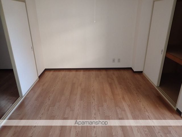 イーストパレス大日の内装写真