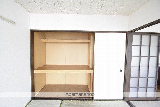 ヴィラ板戸A棟の内装写真