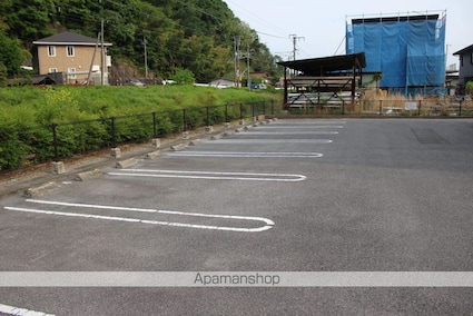 オリージャ　Ｍ[2LDK/58.86m2]の駐車場