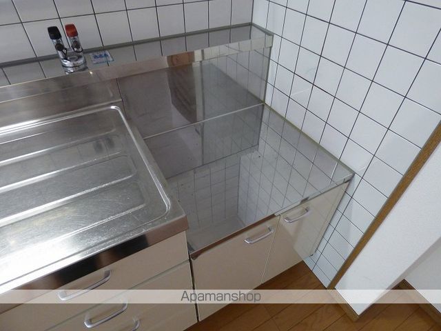 パレスコート二条の内装写真