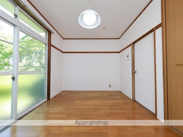 メゾンドゥベルヴュの内装写真