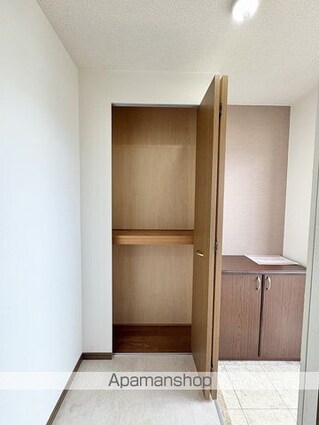 メゾン紀三井寺Ⅱ[1DK/36m2]の内装3