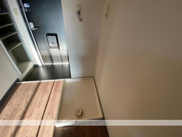 ヴィラ・アンソレイエ栗林南の内装写真