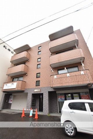 CALORE栄町の外観写真