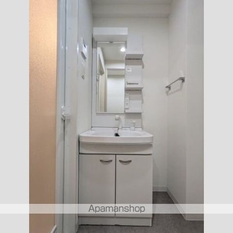 エムブイインプ大阪放出の内装写真