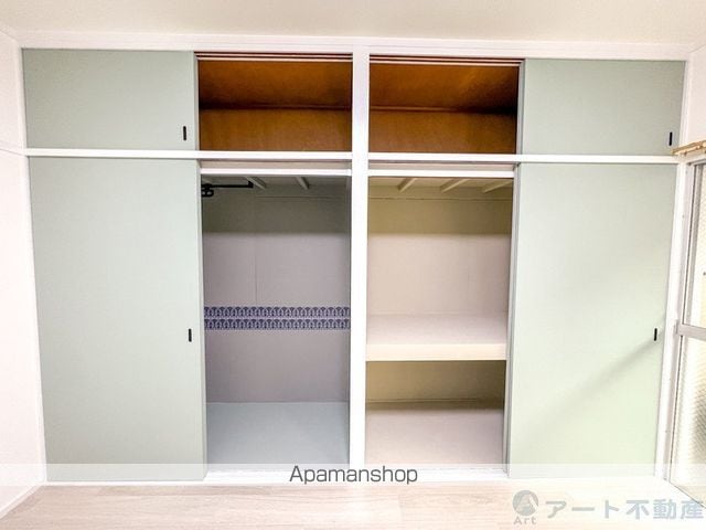 プロヴァンス安城寺Iの内装写真