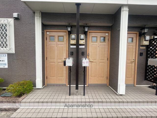 クレストール島[2DK/46.06m2]のエントランス1