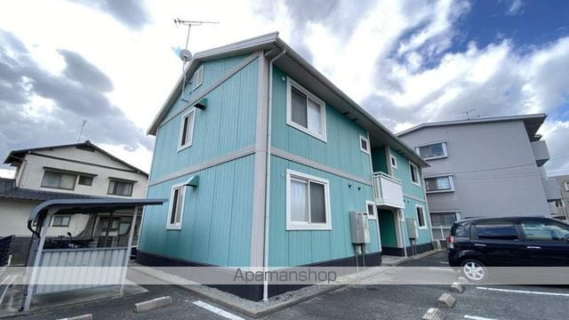 グリーンコート B棟の外観写真