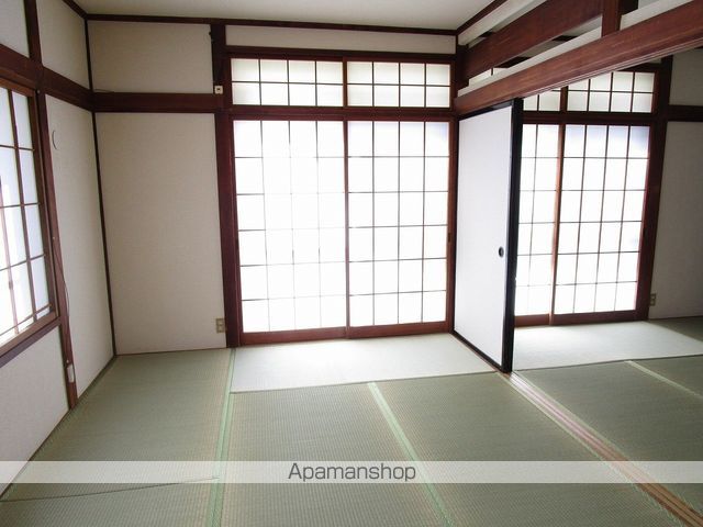 detached 岩手県盛岡市三本柳１２地割41-4

地図を見る